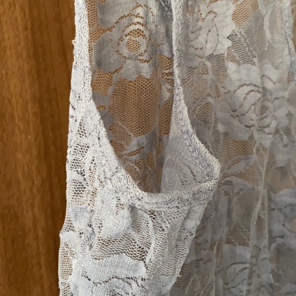 Tank top - Picture 10 of 12